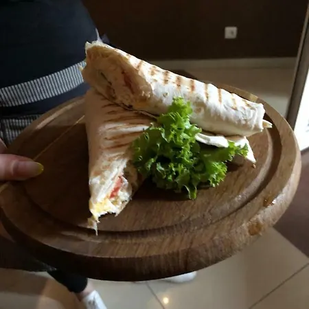 Kontinent * Mukatjeve